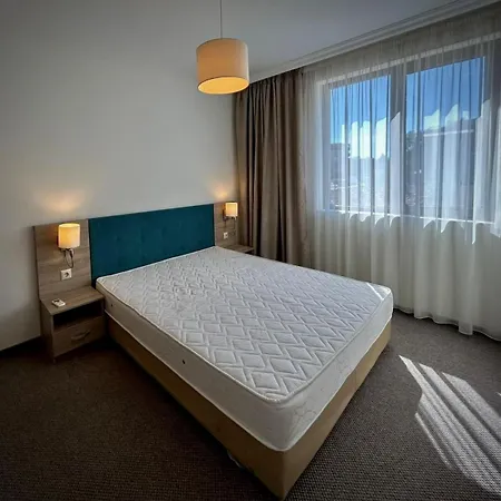 Sunny Tarsis Double 2 Adults 2 Children Слънчев бряг